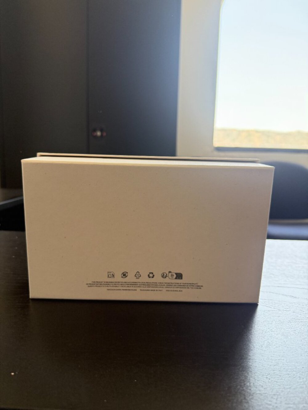 Authentic Yves Saint Laurent Empty Box 9x5.5x3 - Picture 5 of 5